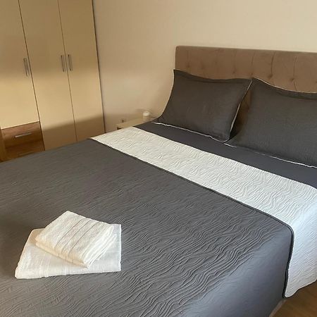 Maya Apartment Skopje Ngoại thất bức ảnh